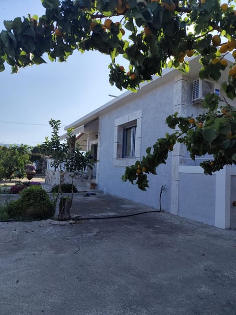 Grey house Apartment in Samos, Greece