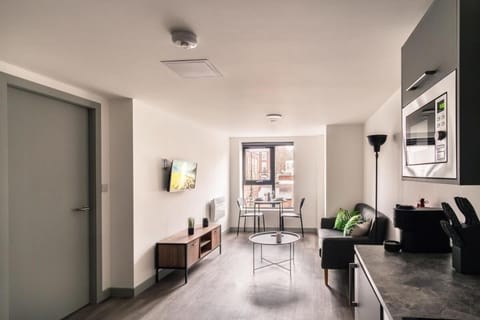 TV and multimedia, Kitchen or kitchenette, Seating area, Dining area