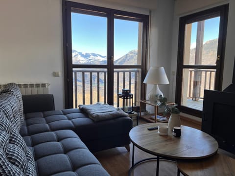 Natural landscape, Living room, Mountain view, fireplace