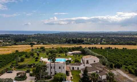 Property building, Bird's eye view, Swimming pool