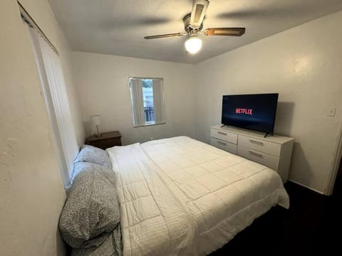 Spacious Home in Florida Villa in Hollywood