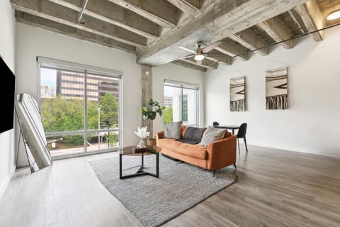 The Best of Downtown Living Apartment in Baton Rouge