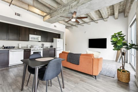 The Best of Downtown Living Apartment in Baton Rouge