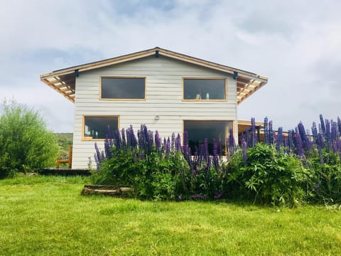 Property building, Facade/entrance, Spring, Garden, Garden view