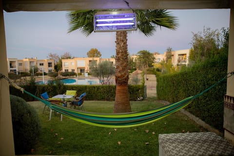 Garden, Swimming pool
