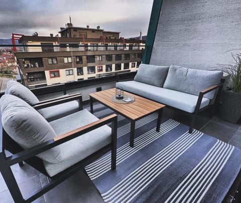 Penthouse Apartman Bulevar Sarajevo Apartment in Sarajevo