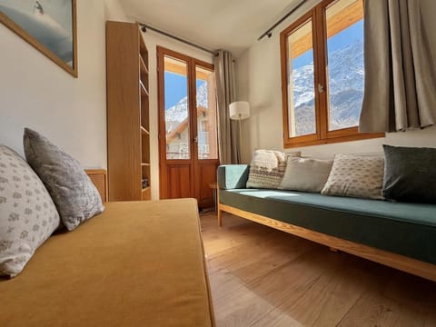 Heart of La Grave La Meije Apartment in La Grave