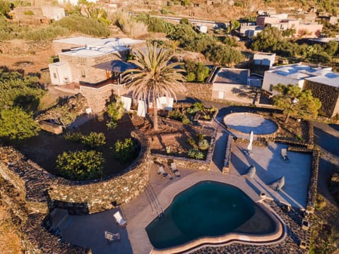 Bird's eye view, Swimming pool