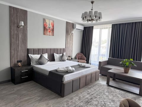 Bed, Living room, Photo of the whole room