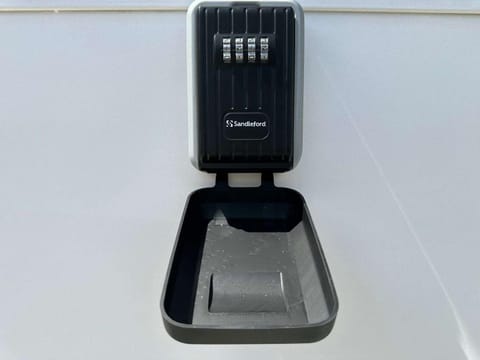 Claremont Comfort Cottage Apartment in Tasmania