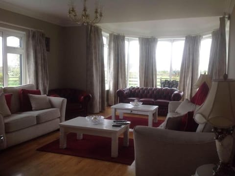 Killarney Farm House. House in County Kerry