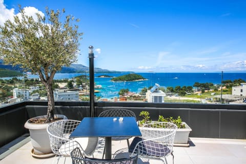 Balcony/Terrace, Sea view, Breakfast