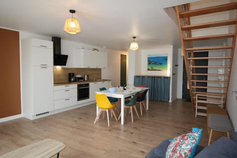 Living room, kitchen