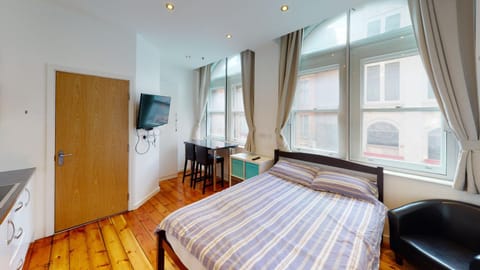 Bed, TV and multimedia