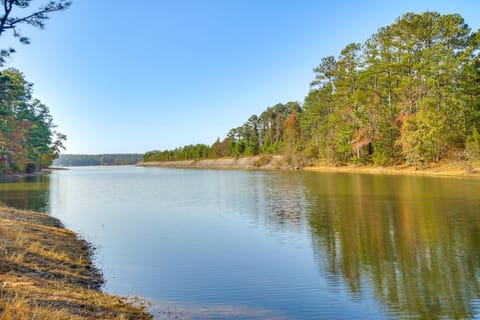 Modern McCormick Townhome on Lake Thurmond! House in Clarks Hill Lake