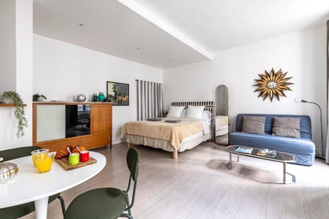 Bed, Living room, Dining area