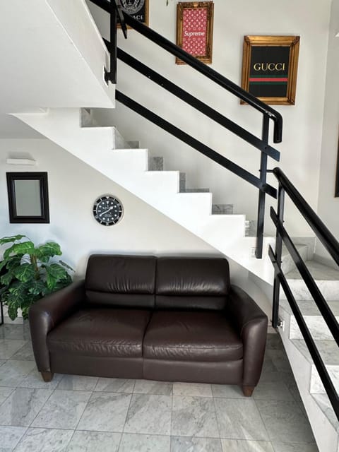 Marble apartment Apartment in Prato