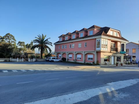 Property building, Street view, Parking