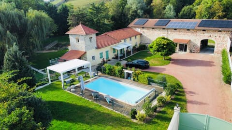 Bird's eye view, Pool view, Inner courtyard view