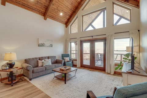 Spacious Harrison Vacation Rental with Deck and Views! House in Arkansas