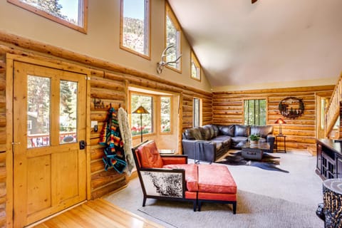 Cozy Ouray Home, Steps to Riverwalk Trail! House in Ouray