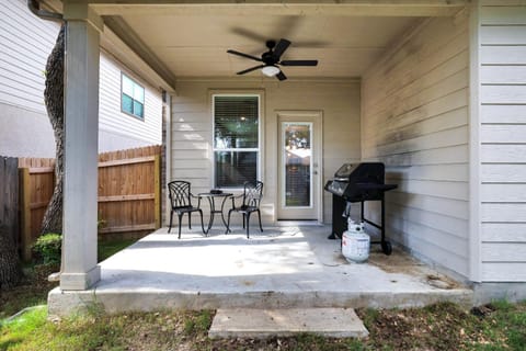 Overtime - A Birdy Vacation Rental House in San Antonio