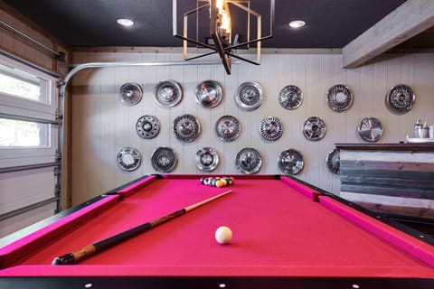 Richters Garage - A Birdy Vacation Rental House in Boerne