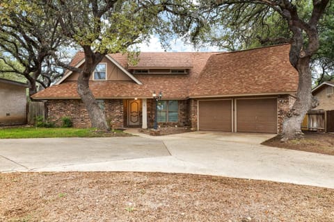 Wanderlust - A Birdy Vacation Rental House in San Antonio