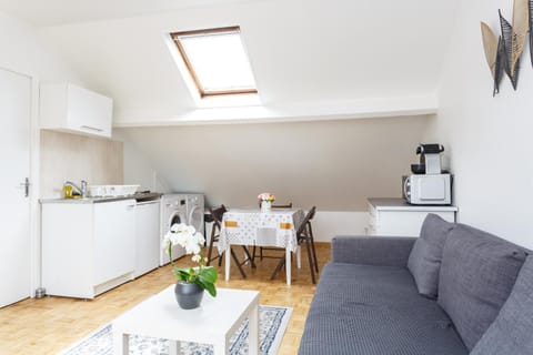 Le blanc mesnil parc des expos F1 Apartment in Drancy