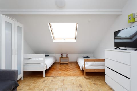 Le blanc mesnil parc des expos F1 Apartment in Drancy