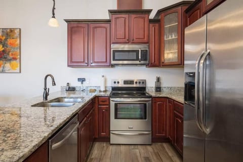 Luxury Downtown Moab Rental - La Dolce Vita Villa #1 Apartment in Moab