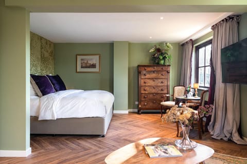 Living room, Photo of the whole room, Bedroom