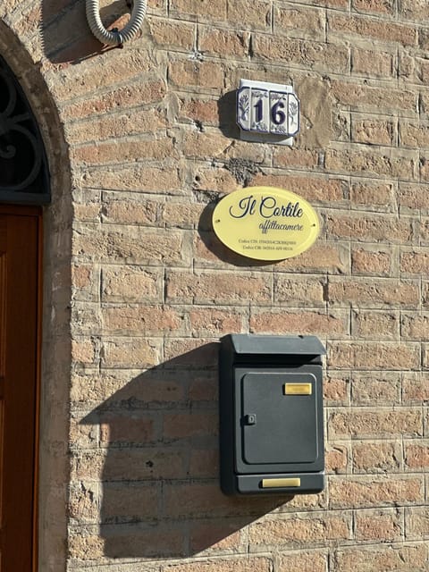 Affittacamere Il Cortile Apartment in Marche