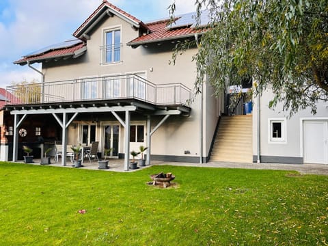 Property building, Balcony/Terrace