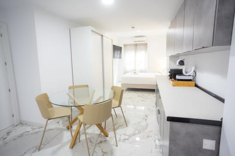 L&G APARTMENTS BAHíA SUITE Apartment in Alicante