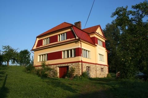 Facade/entrance, Summer