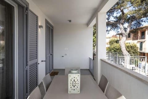 VILLA ARI - Iris Apartment in San Vincenzo