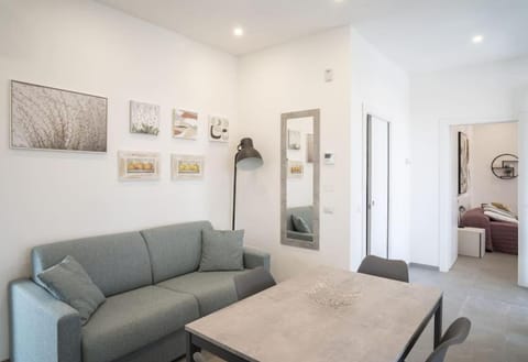 VILLA ARI - Iris Apartment in San Vincenzo