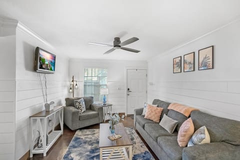 TV and multimedia, Living room, Evening entertainment, fireplace