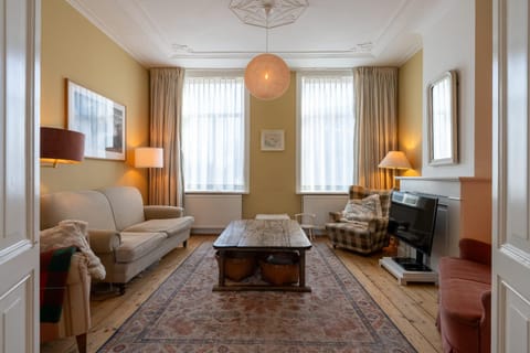 NEW Hello Zeeland - Vakantiehuis Markt 10 House in Domburg