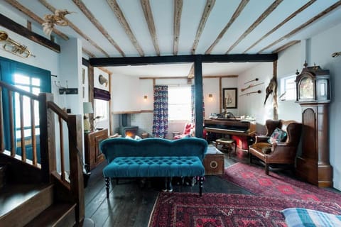 Charming Tudor riverside house House in Colchester