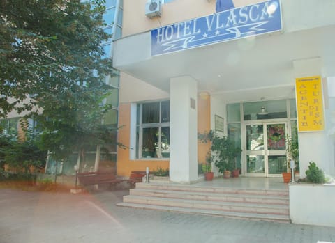 Facade/entrance, Lobby or reception, Logo/Certificate/Sign