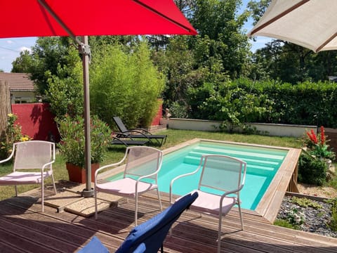 villa 7 chambres piscine 35 mn Paris House in Île-de-France