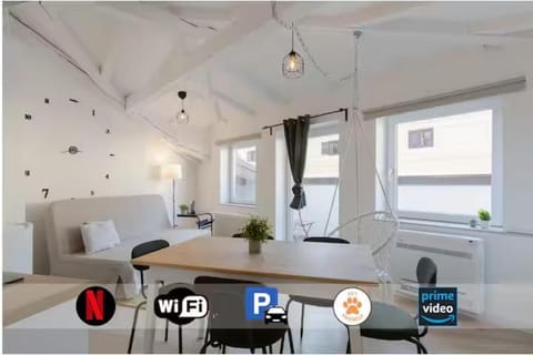 Living room, Seating area, Text overlay