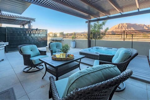 29 | Vista House in Ocotillo Springs with Private Spa and Views House in Santa Clara