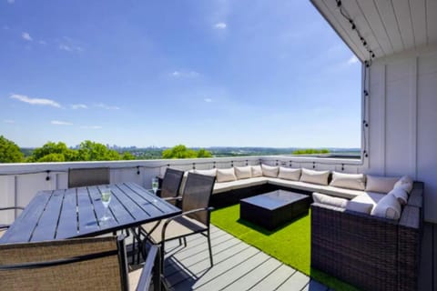 Patio, Day, View (from property/room), Balcony/Terrace, Seating area