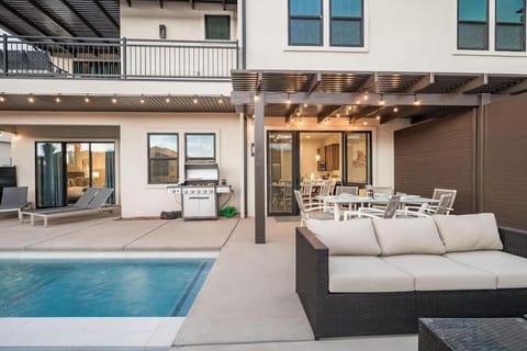 53| Poolhouse Getaway at Ocotillo Springs with Private Pool House in Santa Clara