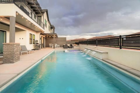 53| Poolhouse Getaway at Ocotillo Springs with Private Pool House in Santa Clara