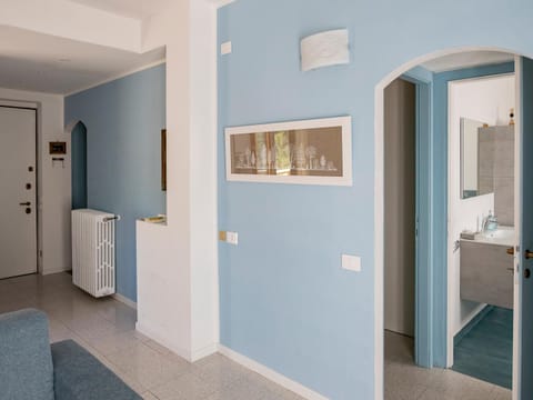 Bathroom, Living room