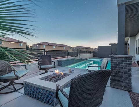 61| Poolhouse Haven at Ocotillo Springs with Private Hot Tub House in Santa Clara